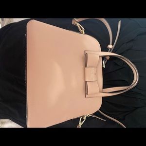 Kate Spade bow top handle